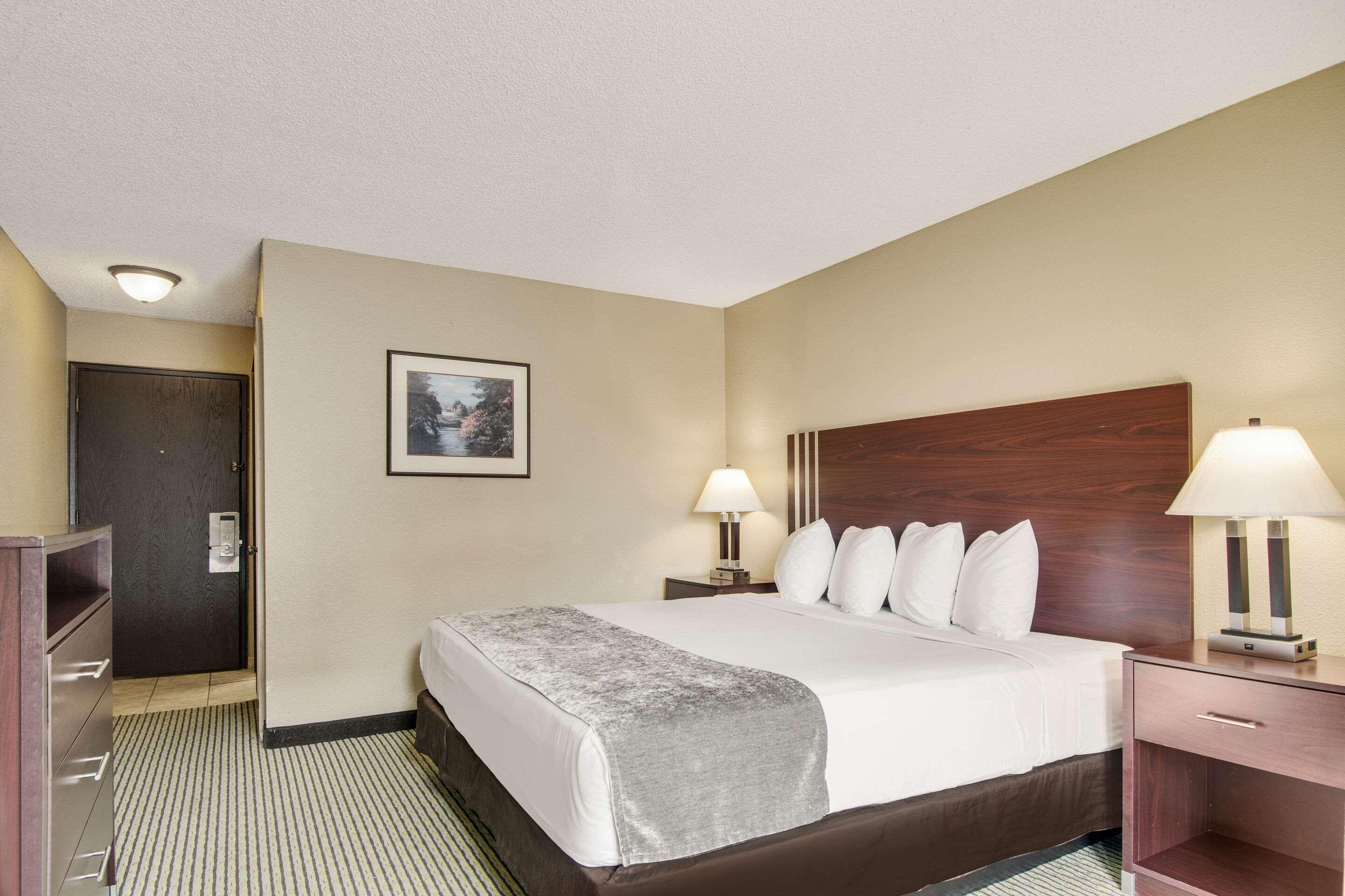 Rodeway Inn & Suites Portland - Jantzen Beach Exterior foto